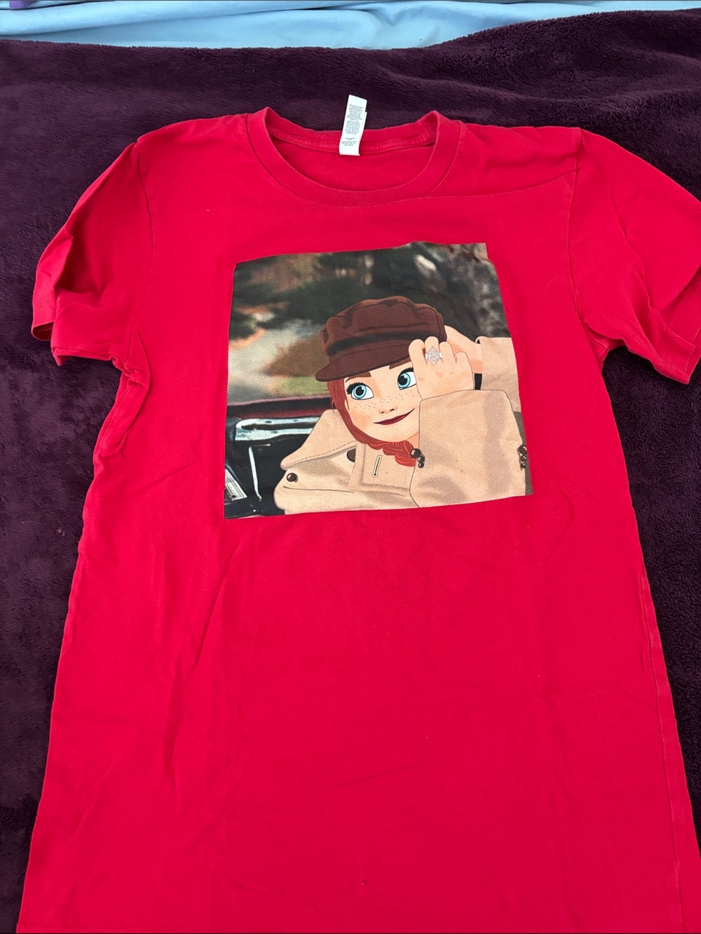 Frozen / Red Graphic Tee